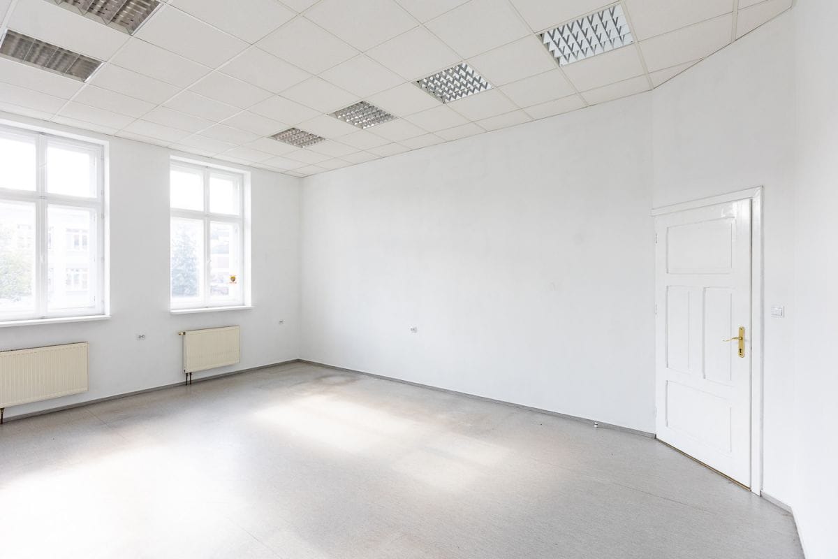 Lokal użytkowy  pokojowe na Wynajem