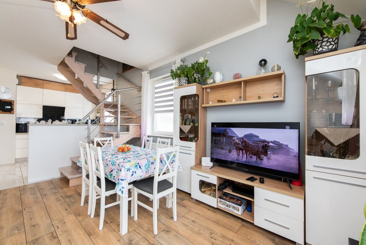 Mieszkanie 5 pokojowe na Sprzedaż