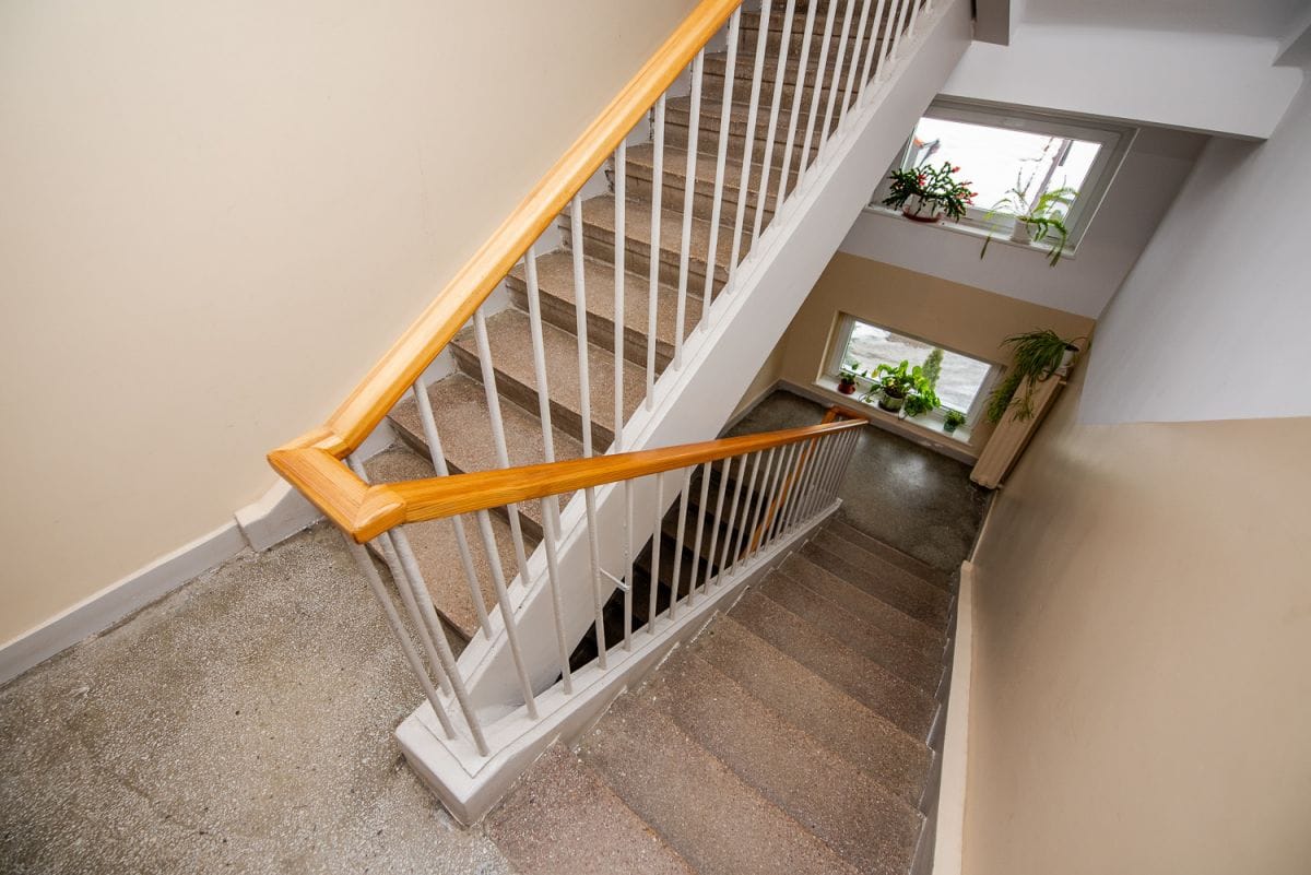 Mieszkanie 255 pokojowe na Sprzedaż