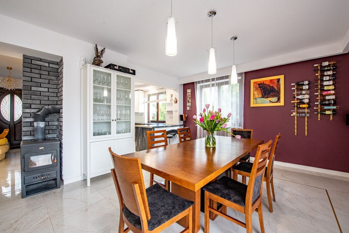 Dom 5 pokojowe na Sprzedaż