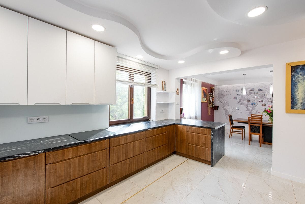 Dom 5 pokojowe na Sprzedaż