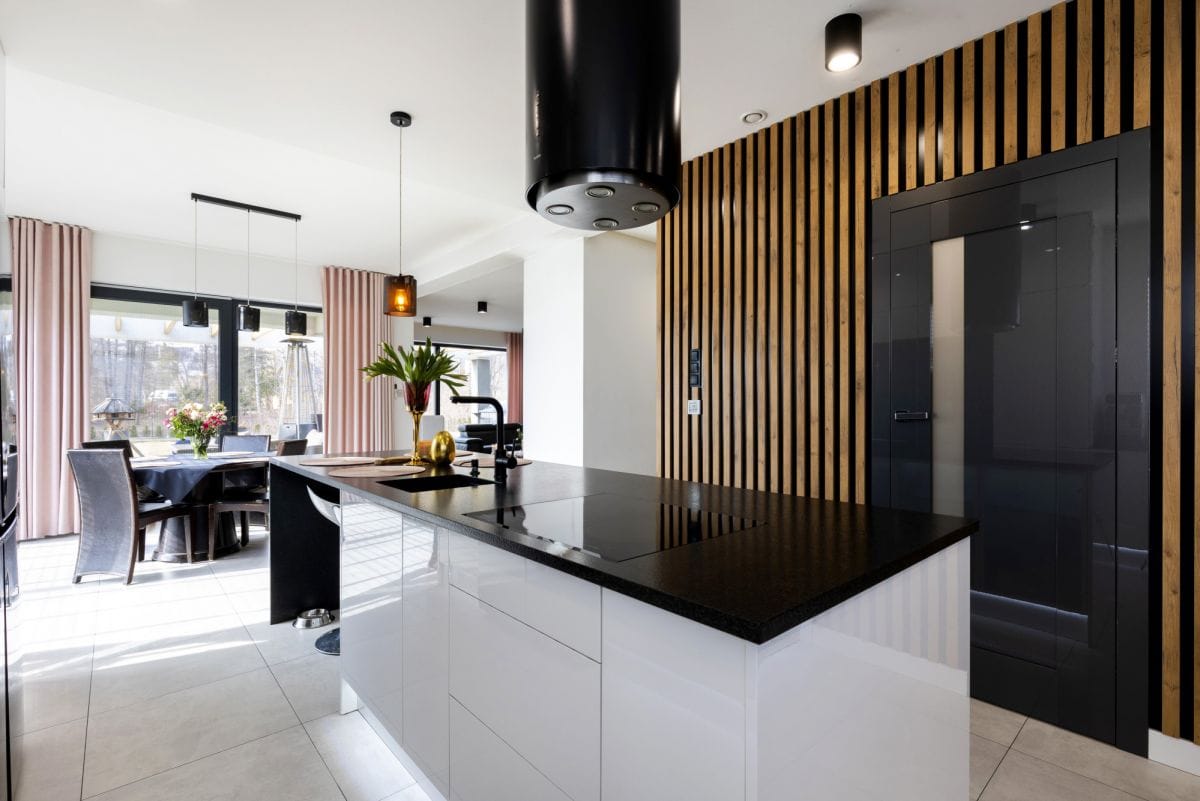 Dom 4 pokojowe na Sprzedaż