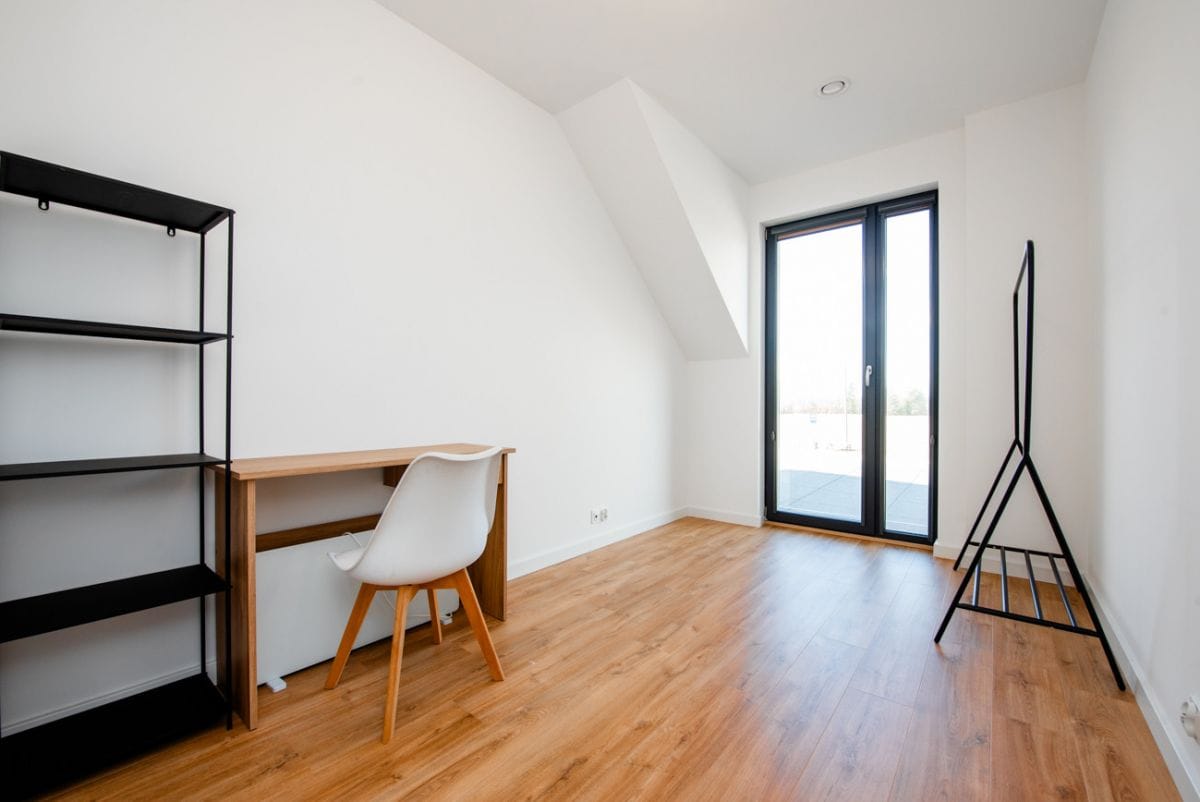 Dom 4 pokojowe na Sprzedaż