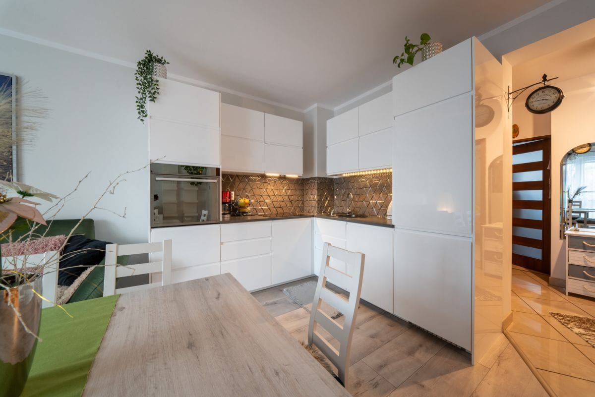 Mieszkanie 3 pokojowe na Sprzedaż