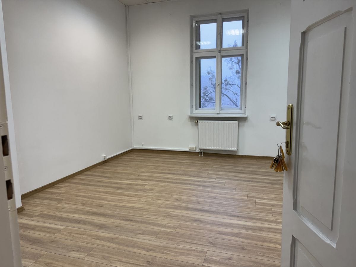 Lokal użytkowy  pokojowe na Wynajem