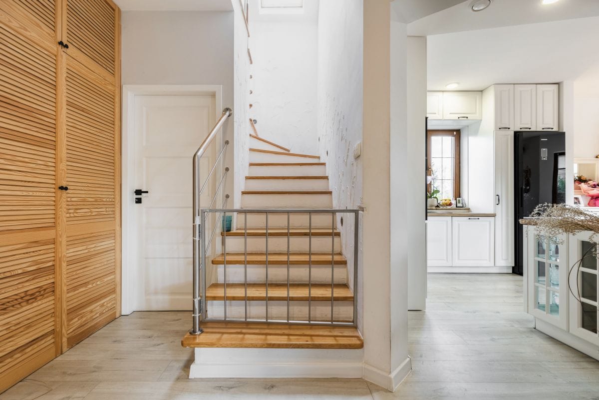 Dom 4 pokojowe na Sprzedaż