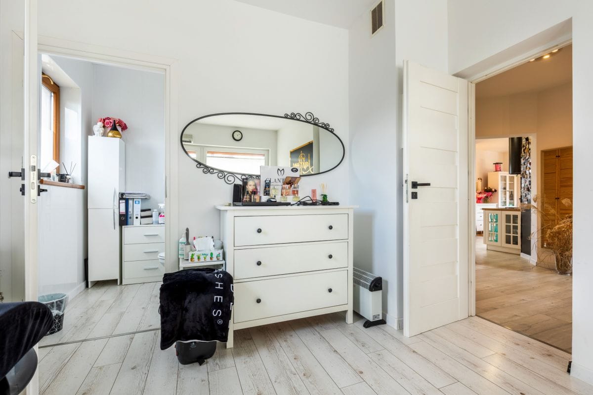 Dom 4 pokojowe na Sprzedaż