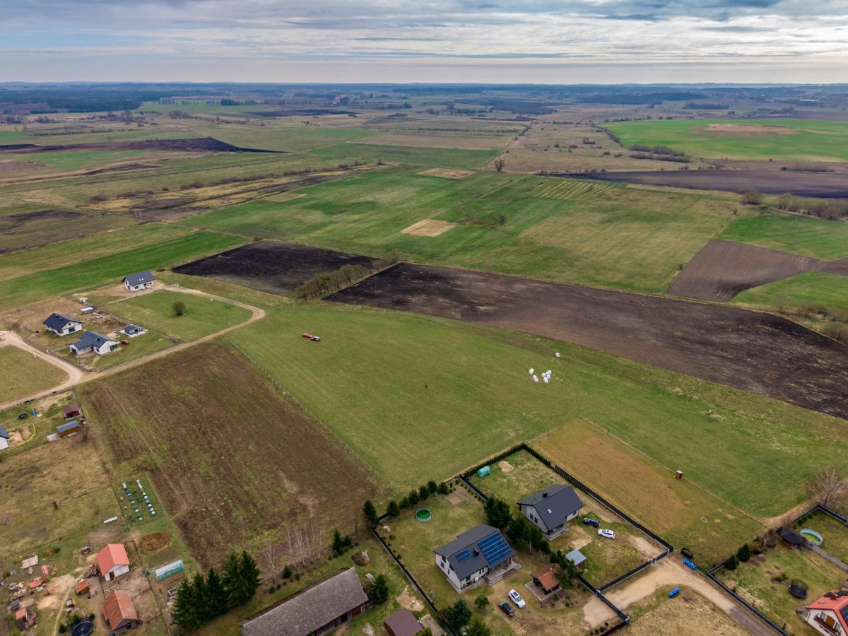 Działka  pokojowe na Sprzedaż