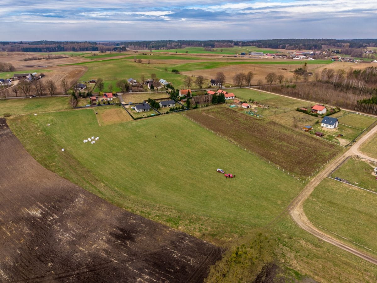 Działka  pokojowe na Sprzedaż