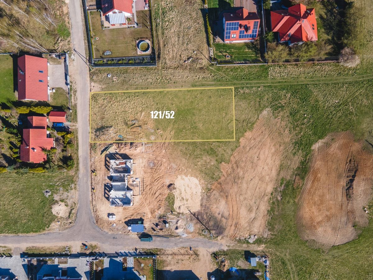 Działka  pokojowe na Sprzedaż