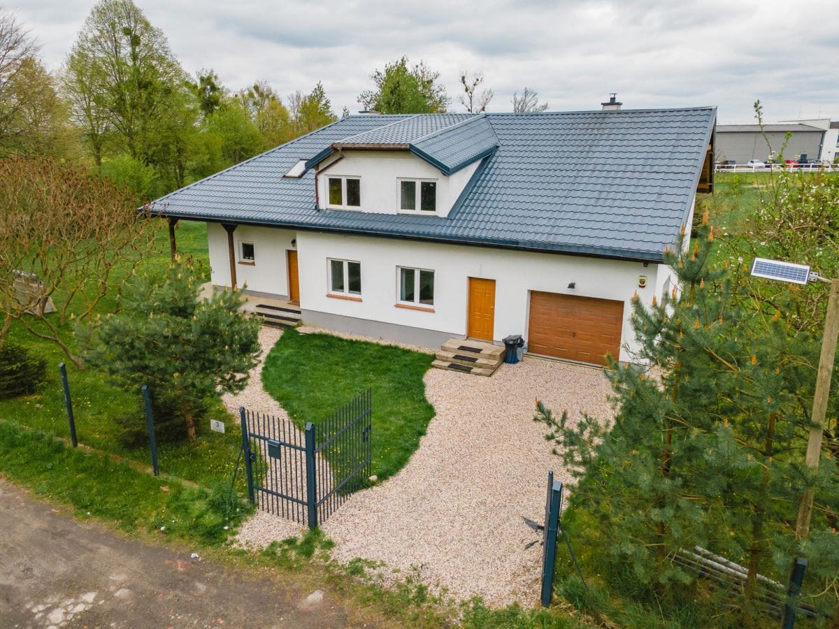 Dom 5 pokojowe na Sprzedaż