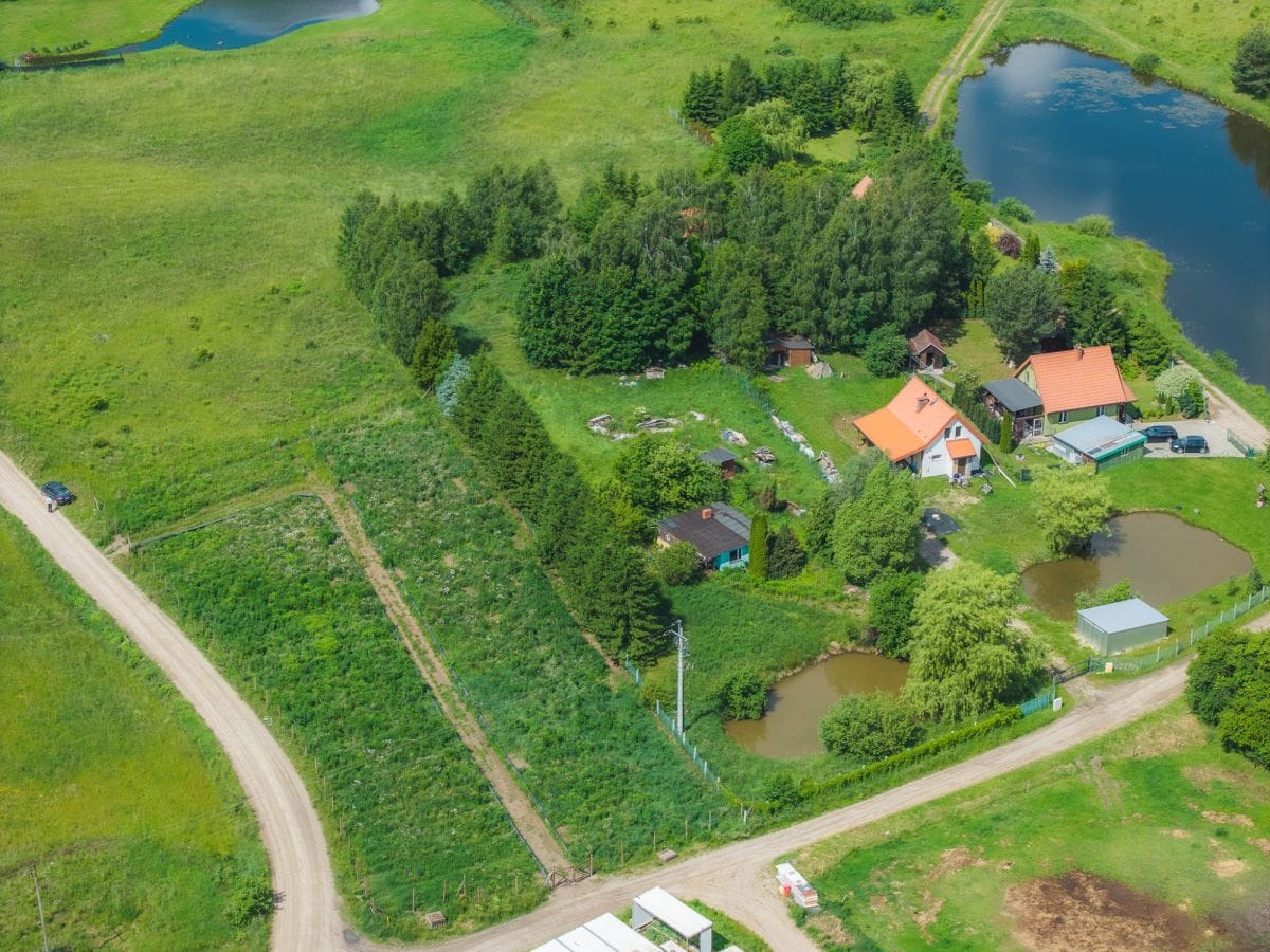 Działka  pokojowe na Sprzedaż