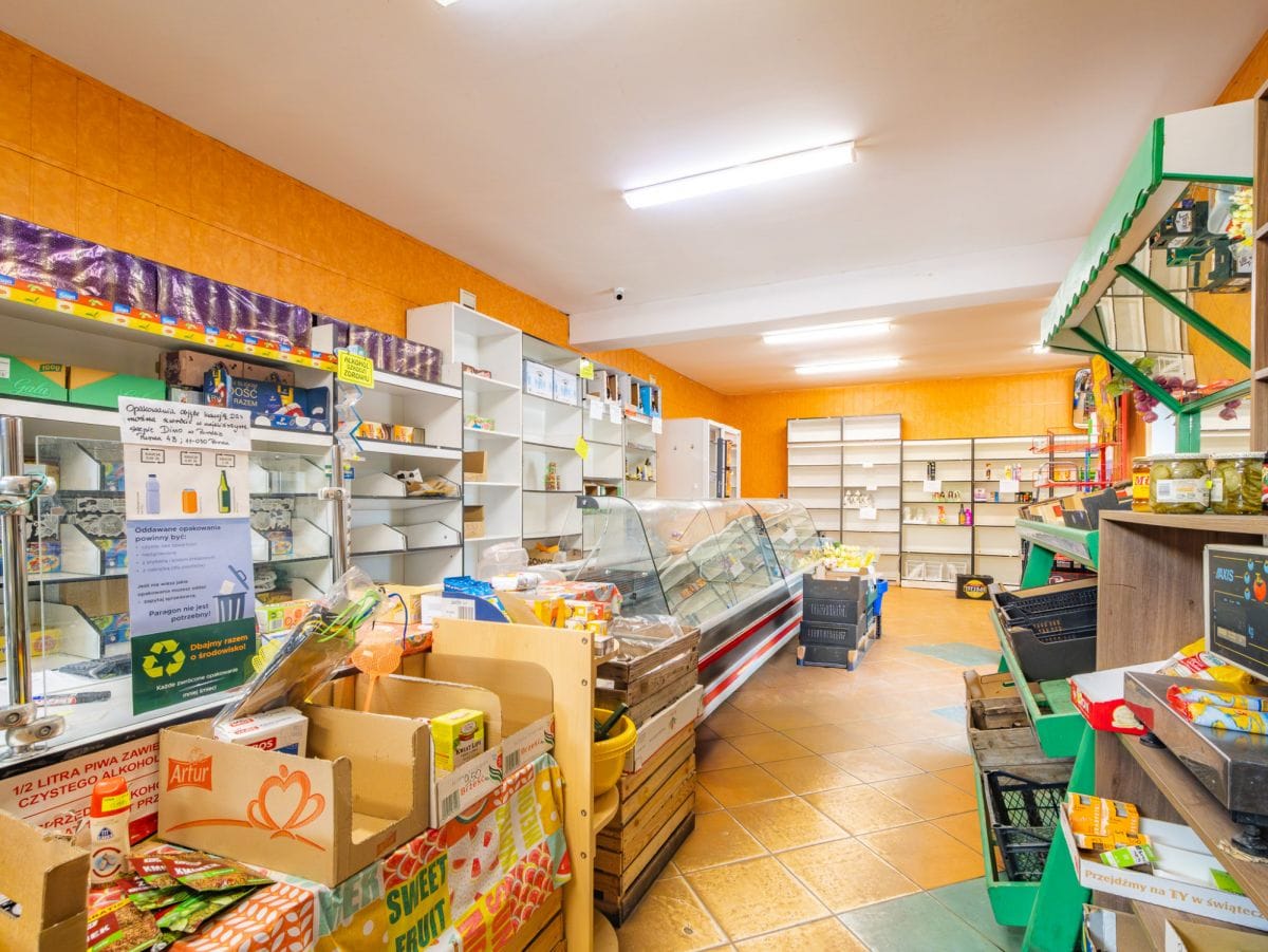 Lokal użytkowy  pokojowe na Sprzedaż