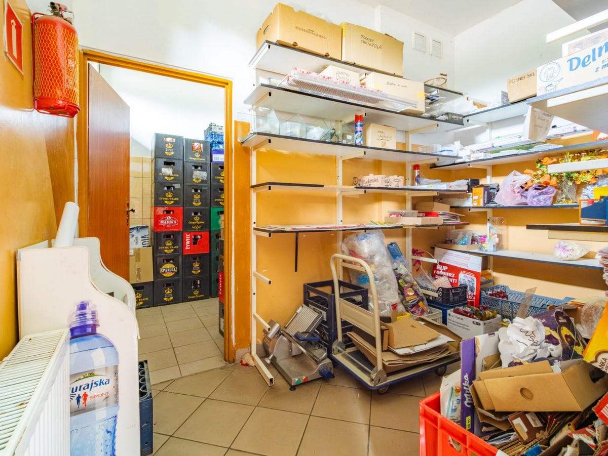 Lokal użytkowy  pokojowe na Sprzedaż