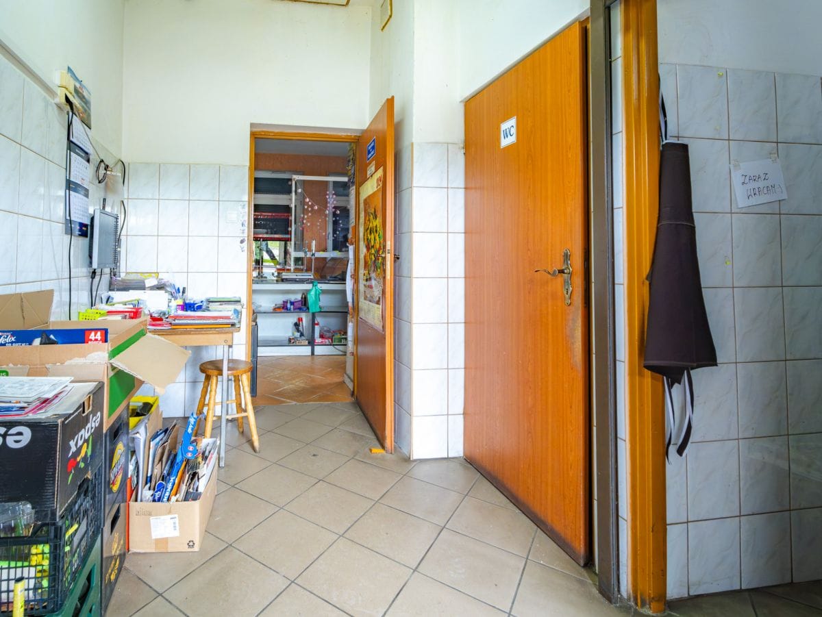 Lokal użytkowy  pokojowe na Sprzedaż