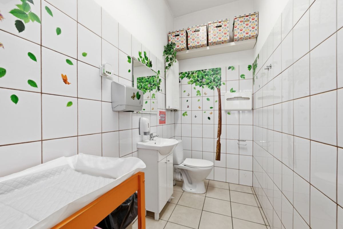 Lokal użytkowy  pokojowe na Sprzedaż