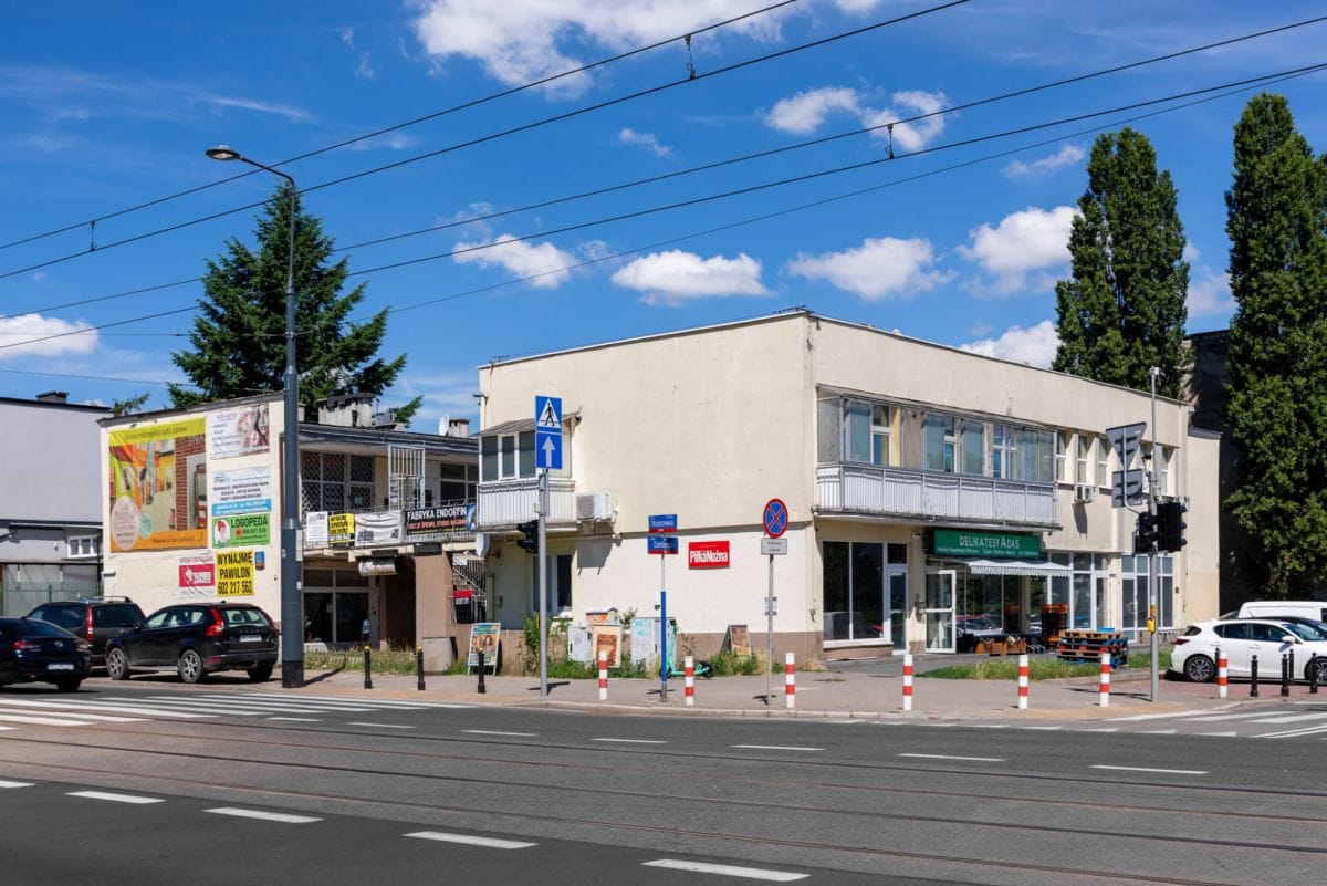 Lokal użytkowy  pokojowe na Sprzedaż