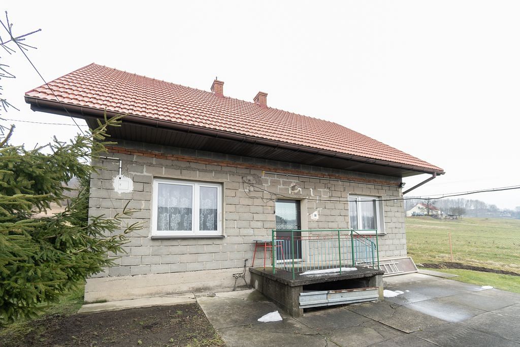 Dom 4 pokojowe na Sprzedaż