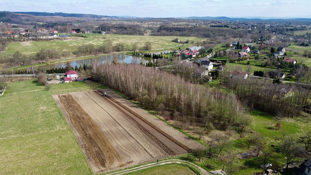 Działka  pokojowe na Sprzedaż