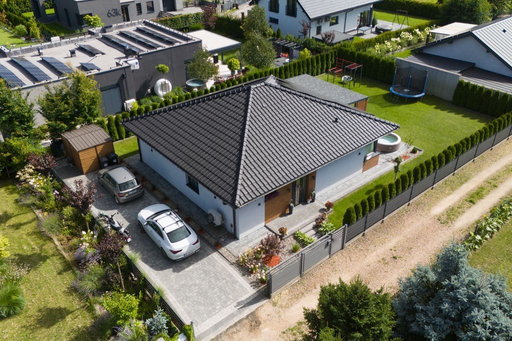 Dom 4 pokojowe na Sprzedaż