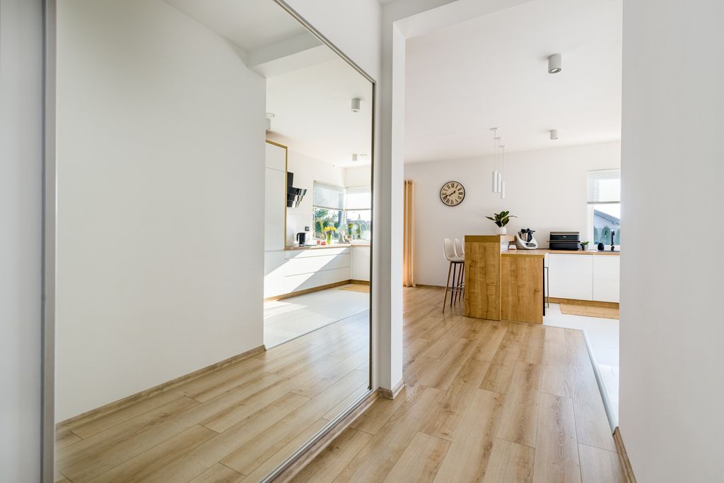 Dom 4 pokojowe na Sprzedaż