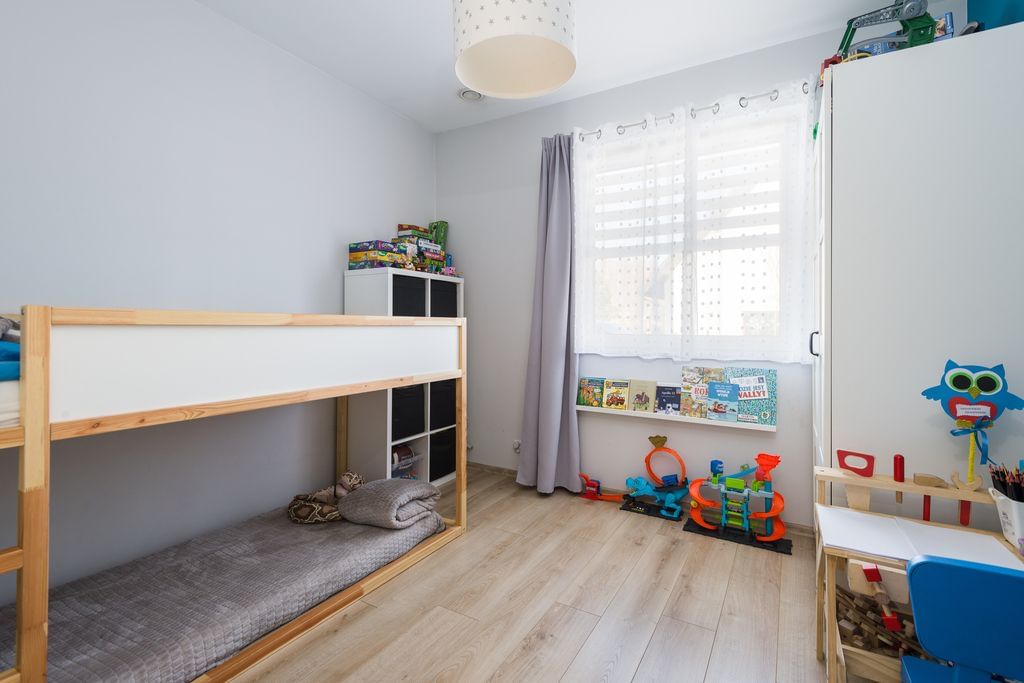 Dom 4 pokojowe na Sprzedaż