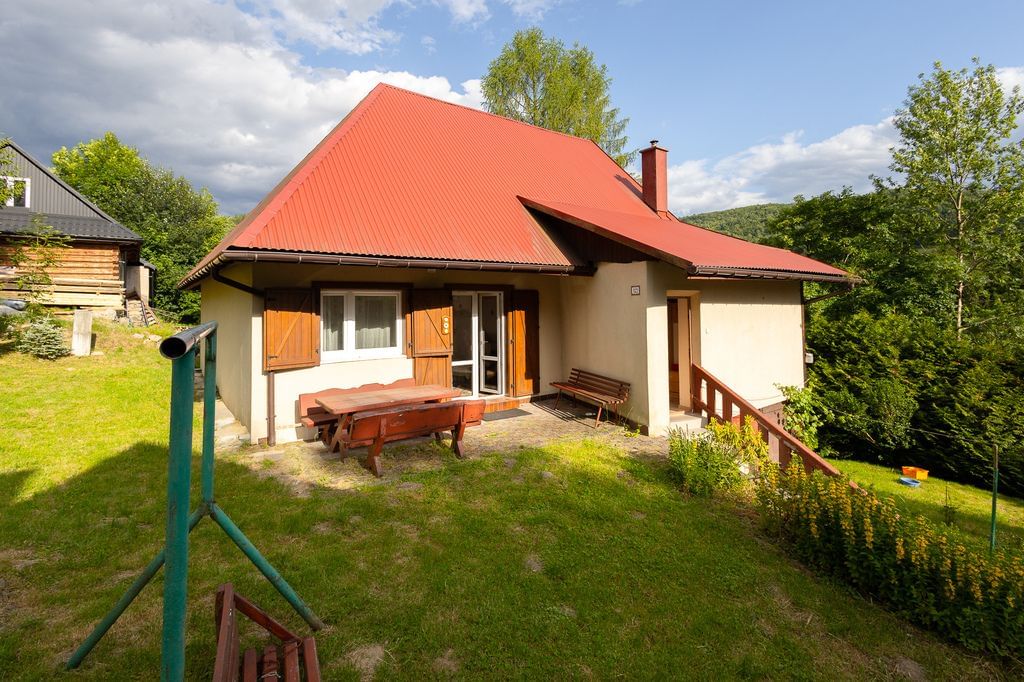 Dom 4 pokojowe na Sprzedaż