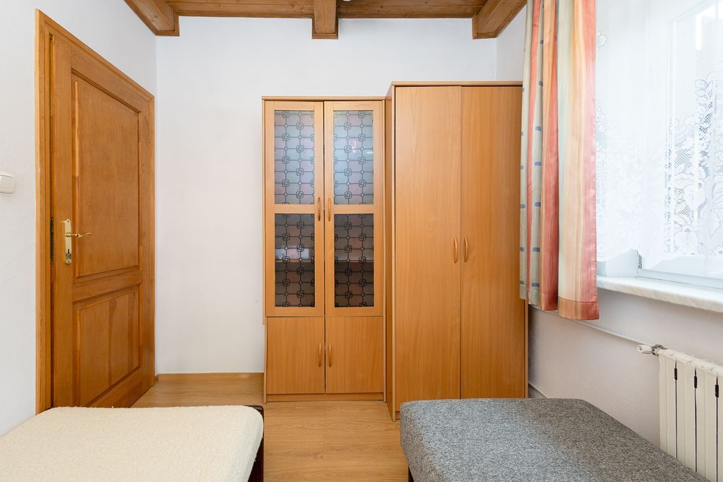 Dom 4 pokojowe na Sprzedaż