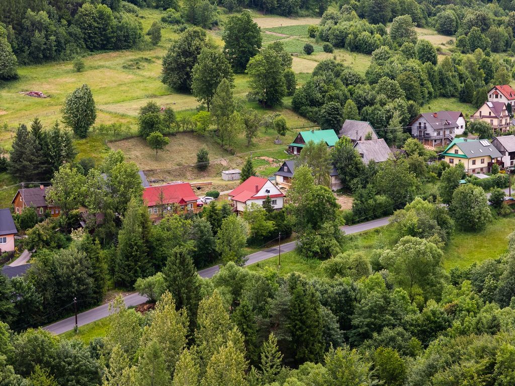 Dom 4 pokojowe na Sprzedaż