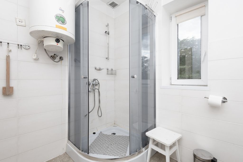 Dom 4 pokojowe na Sprzedaż