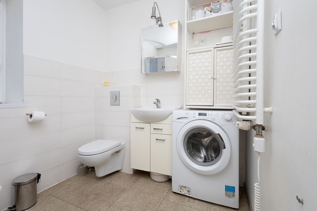 Dom 4 pokojowe na Sprzedaż