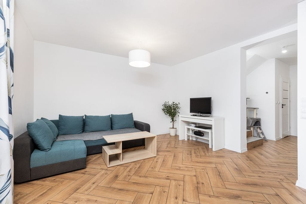 Dom 14 pokojowe na Sprzedaż