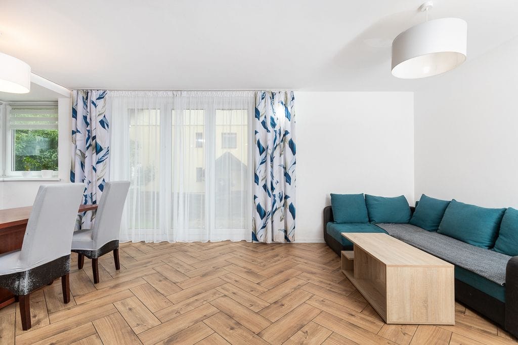 Dom 14 pokojowe na Sprzedaż