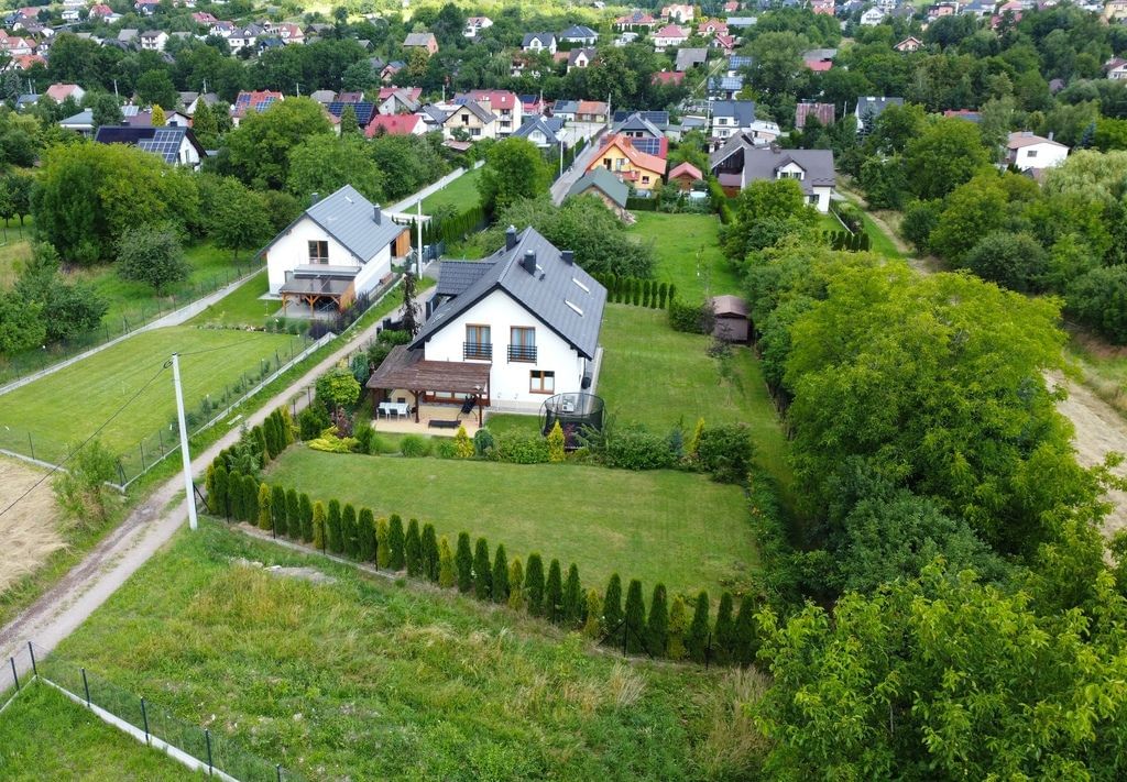 Dom 5 pokojowe na Sprzedaż