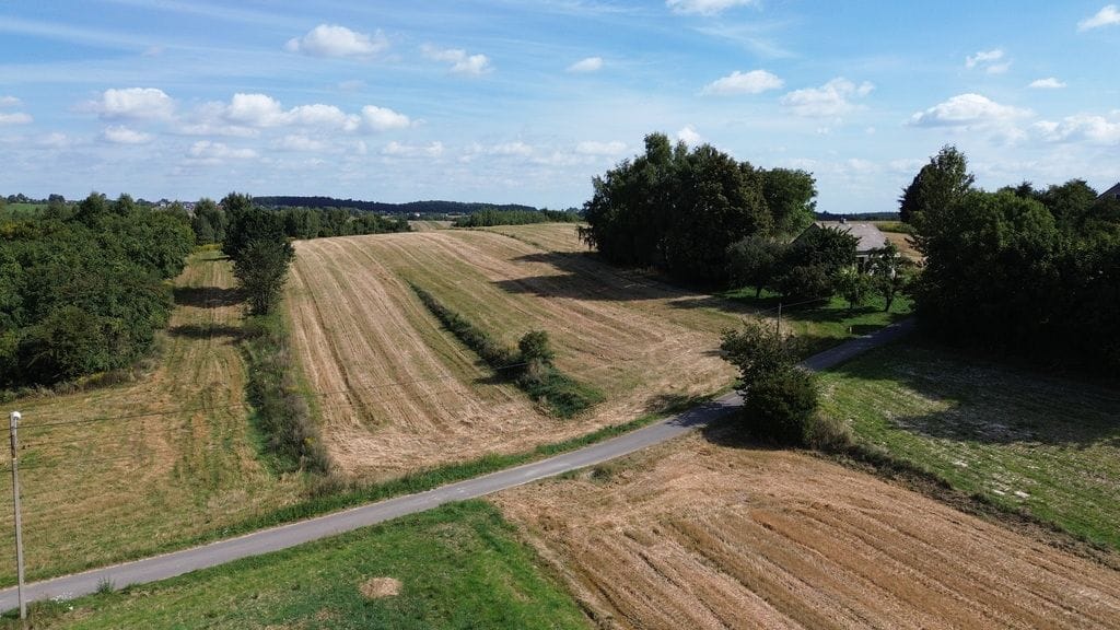 Działka  pokojowe na Sprzedaż