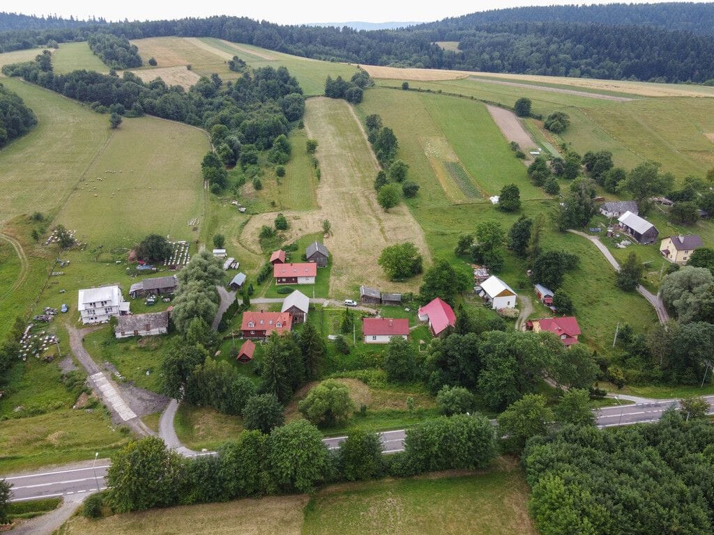 Działka  pokojowe na Sprzedaż