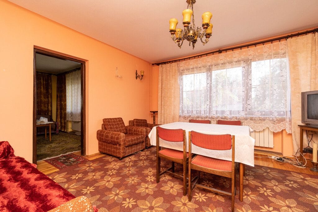 Dom 6 pokojowe na Sprzedaż