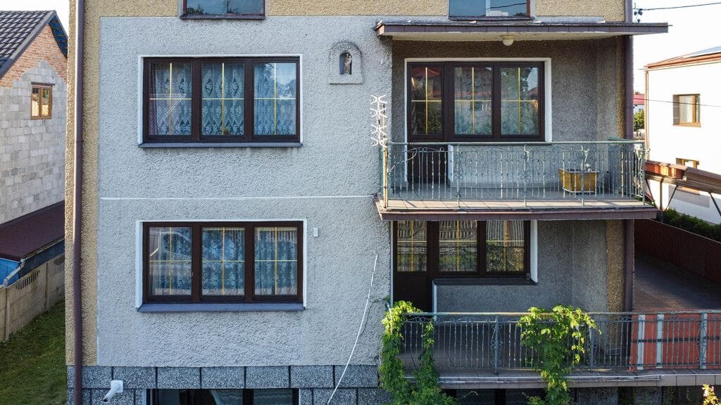 Dom 6 pokojowe na Sprzedaż