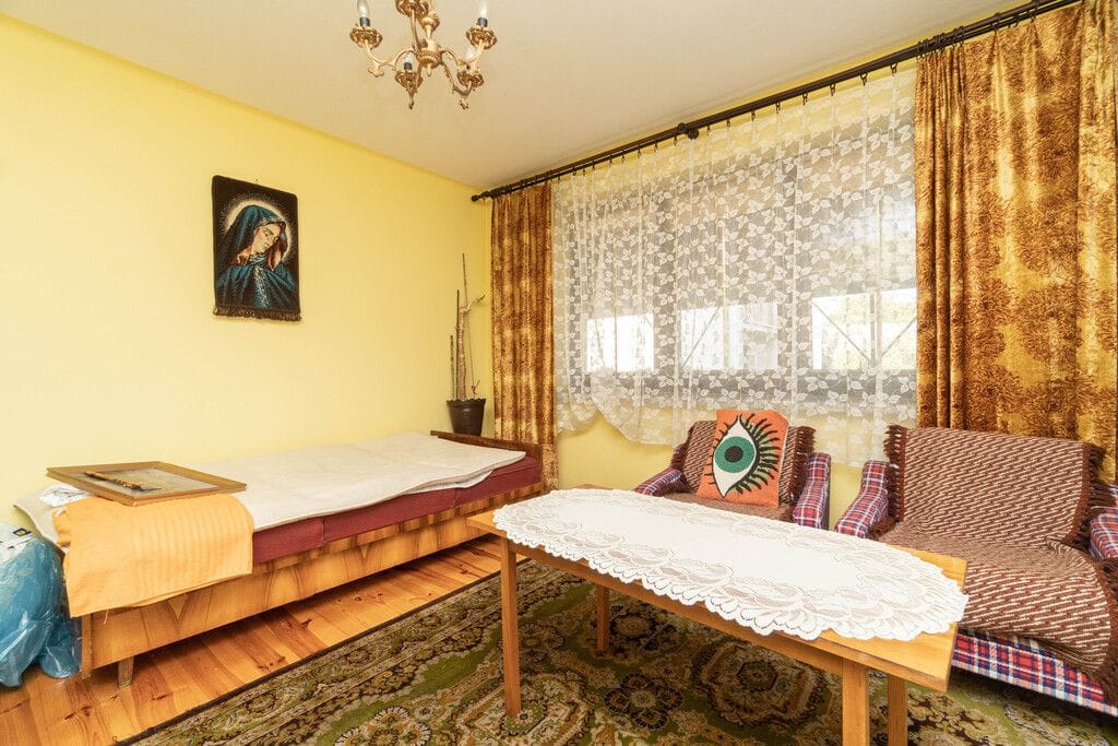 Dom 6 pokojowe na Sprzedaż