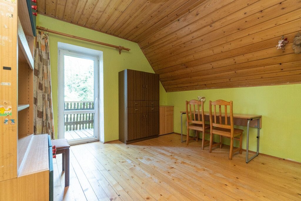 Dom 6 pokojowe na Sprzedaż