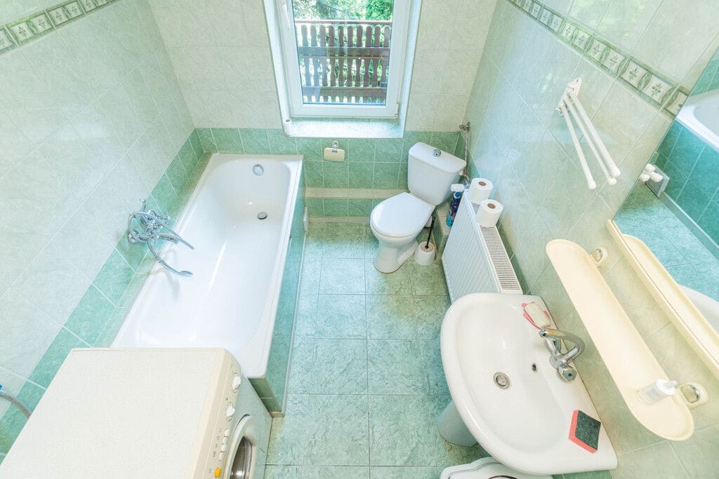 Dom 6 pokojowe na Sprzedaż