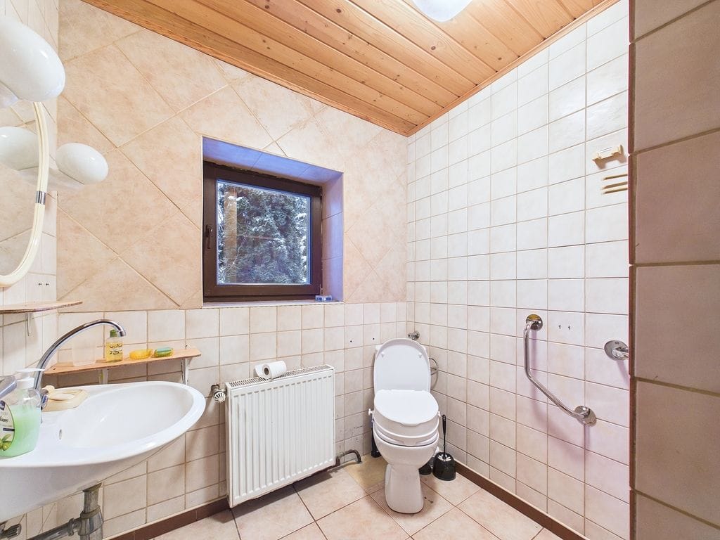 Dom 6 pokojowe na Sprzedaż