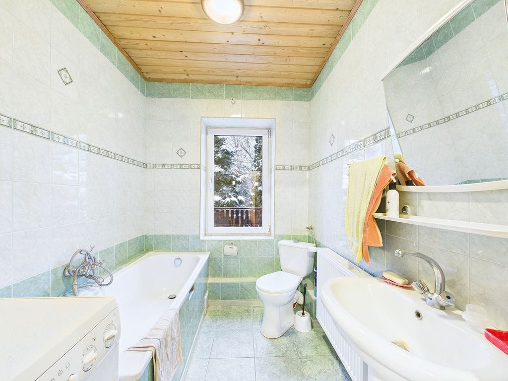 Dom 6 pokojowe na Sprzedaż