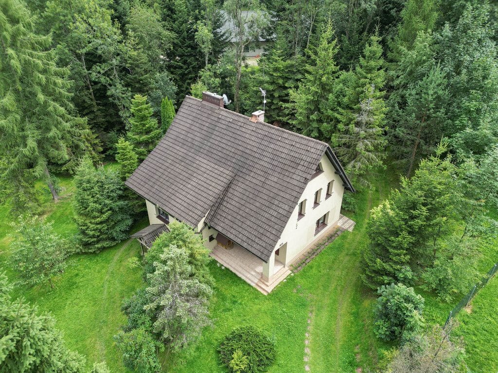 Dom 6 pokojowe na Sprzedaż