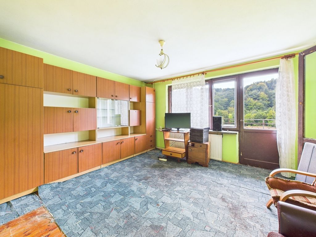 Dom 6 pokojowe na Sprzedaż