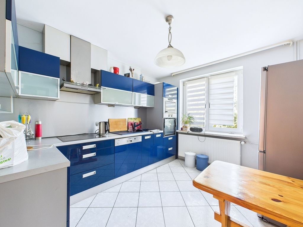 Dom 7 pokojowe na Sprzedaż