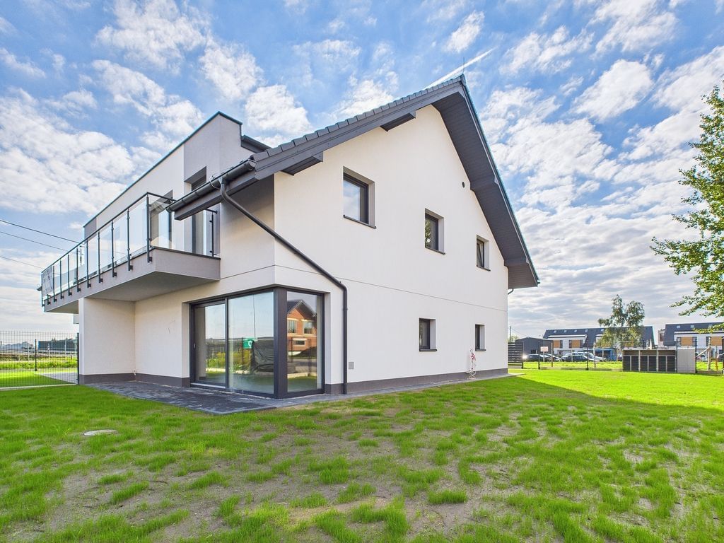 Dom 5 pokojowe na Sprzedaż