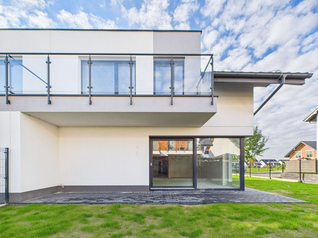 Dom 5 pokojowe na Sprzedaż