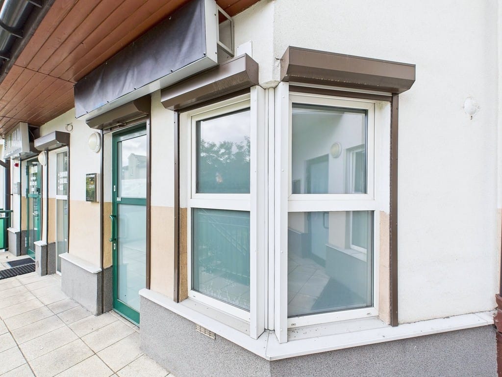 Lokal użytkowy  pokojowe na Sprzedaż