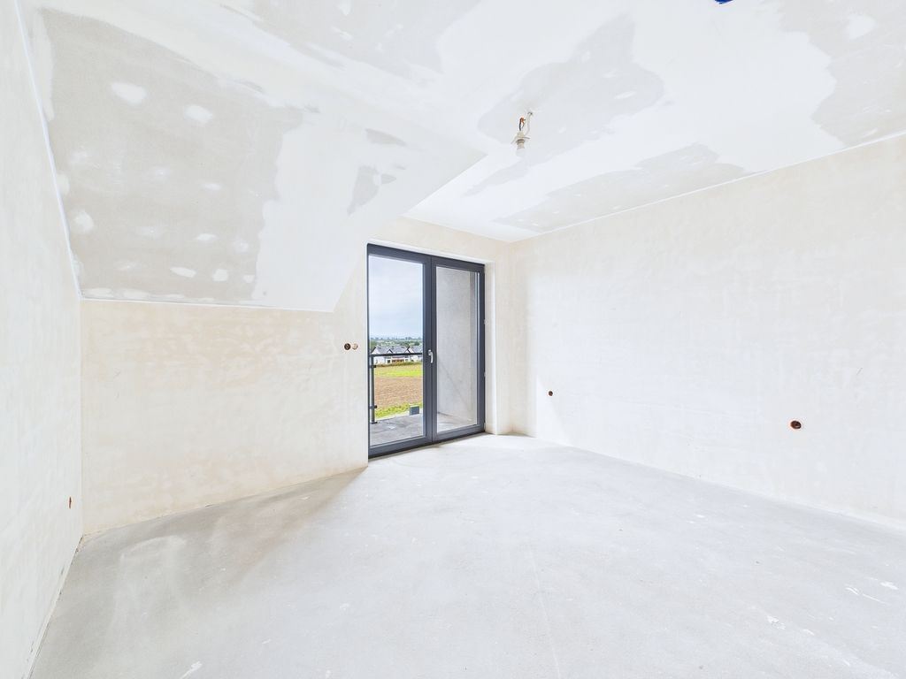 Dom 5 pokojowe na Sprzedaż